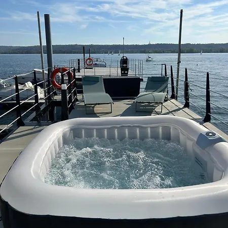 Båthotell Houseboat Dormire Sull'acqua Sesto Calende